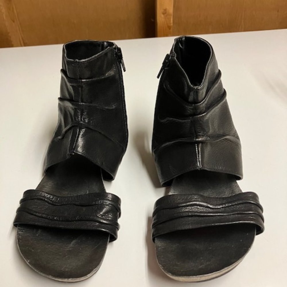 "First" brand leather sandals with side zipper Size 40